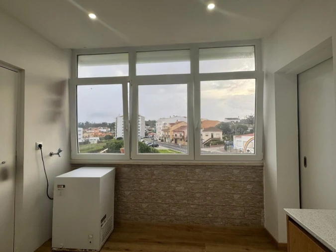 Apartamento T2 para Venda em Santa Maria, São Pedro e Matacães Foto 4