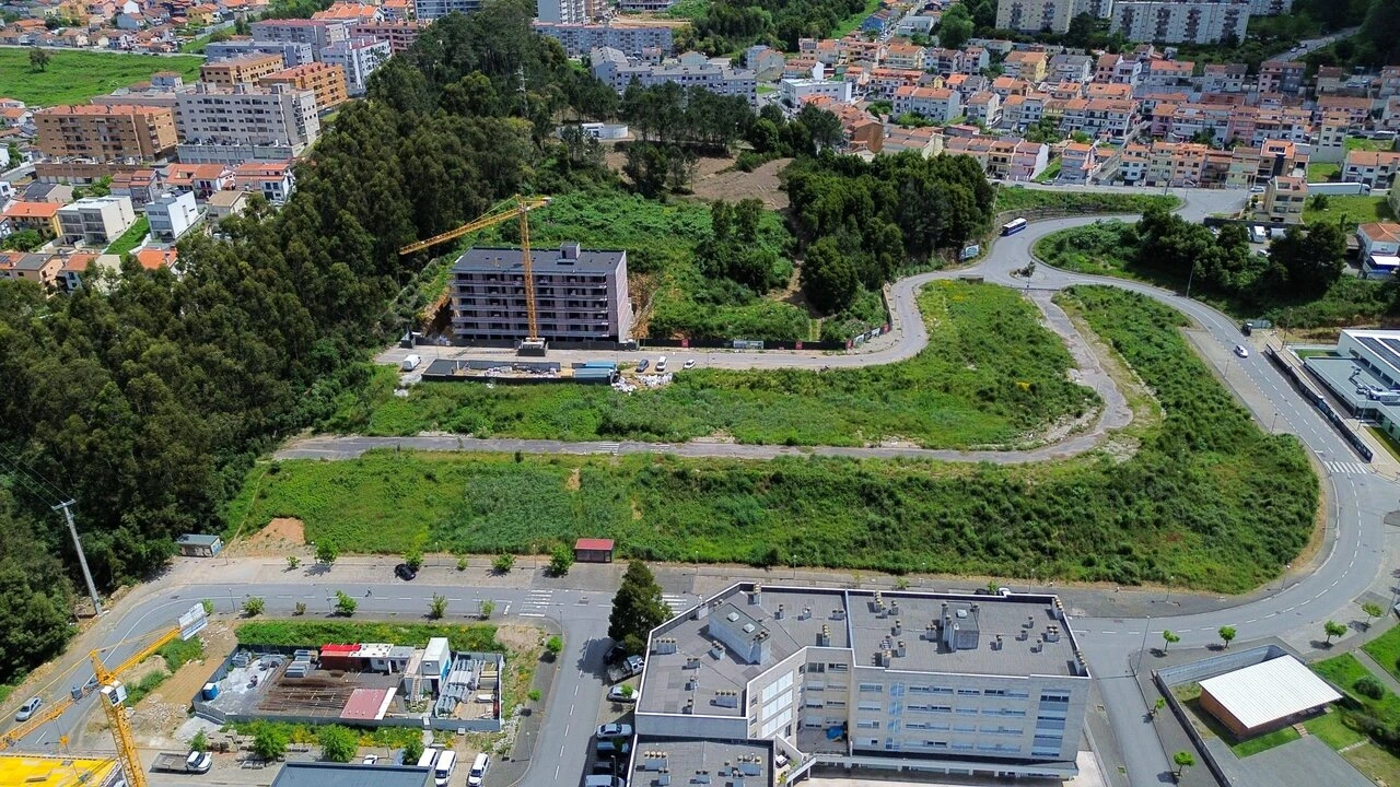 Apartamento T2 para Venda em Fânzeres e São Pedro da Cova Foto 5