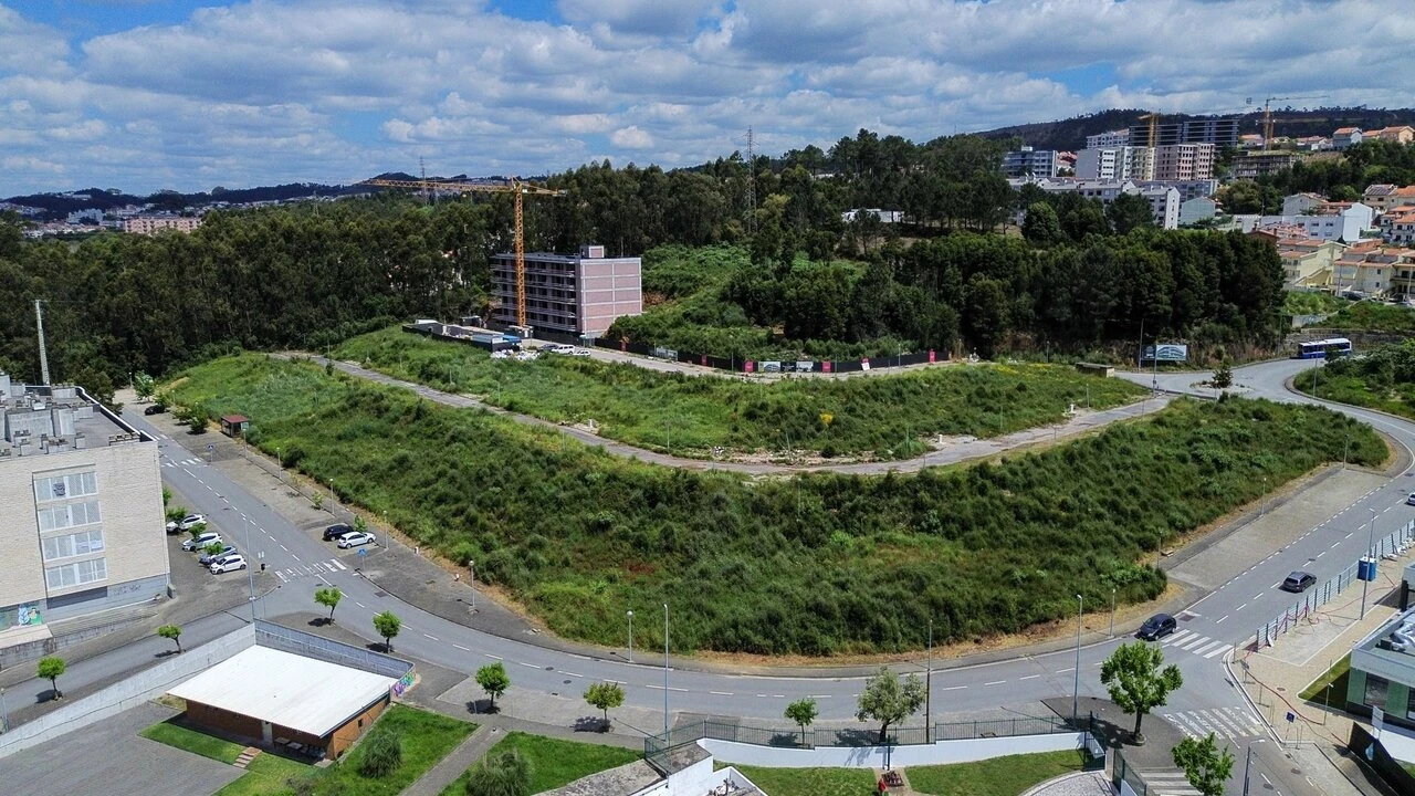 Apartamento T2 para Venda em Fânzeres e São Pedro da Cova Foto 3