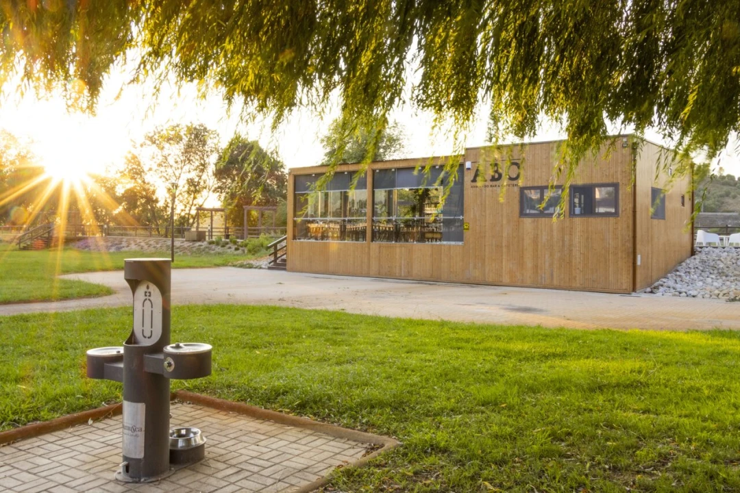 Loja para Venda em Carregueira Foto 1