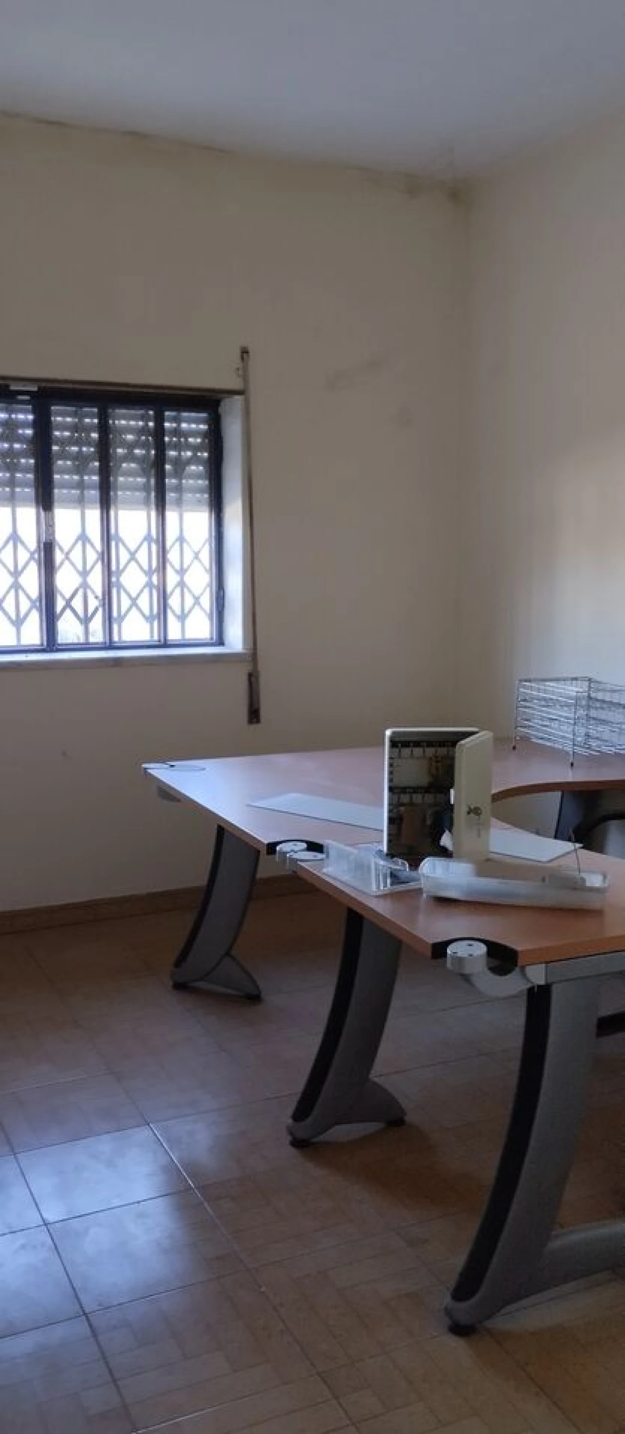 Armazém para Venda em Malhou, Louriceira e Espinheiro Foto 7