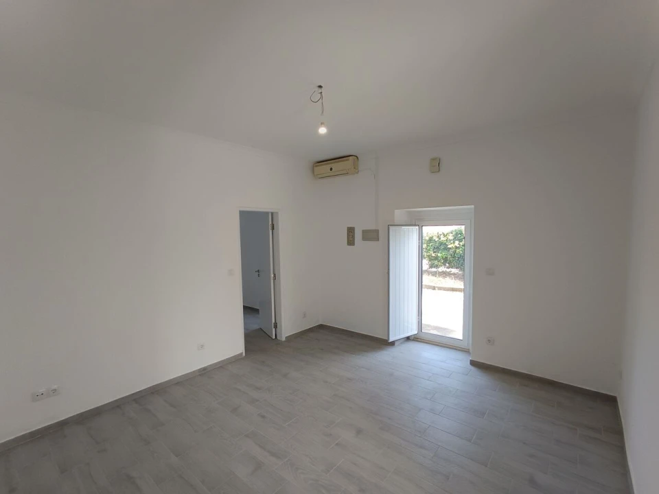 Moradia T3 para Venda em Casével e Vaqueiros Foto 15