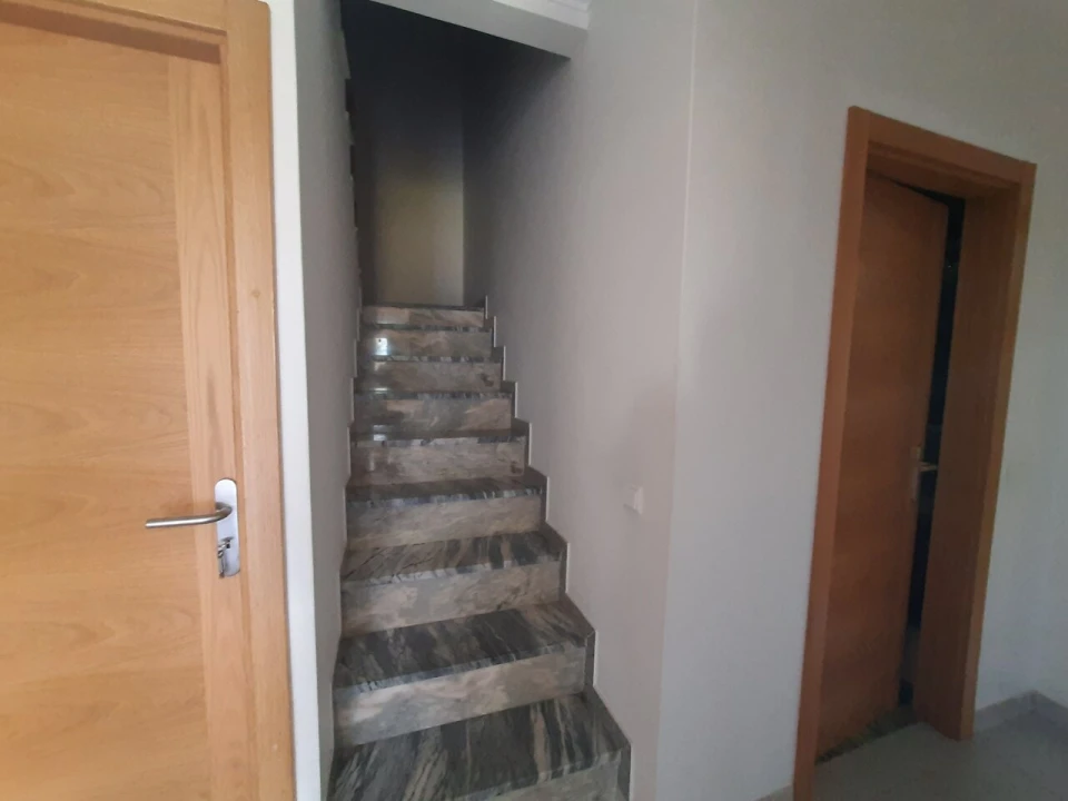 Moradia T3 para Venda em Vila e Roussas Foto 12