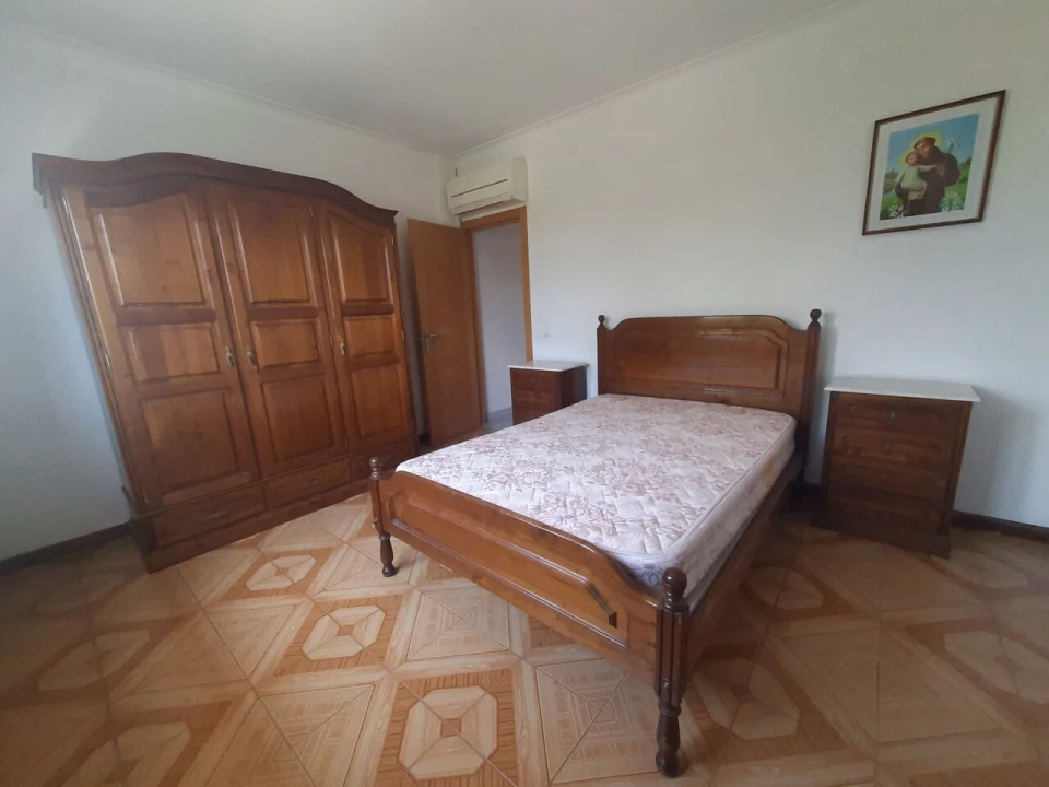 Moradia T3 para Venda em Vila e Roussas Foto 21