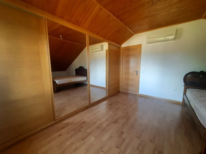 Moradia T3 para Venda em Vila e Roussas