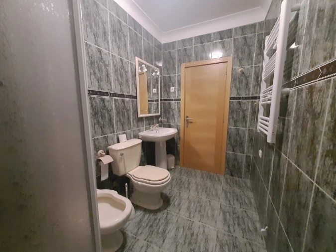 Moradia T3 para Venda em Vila e Roussas Foto 19