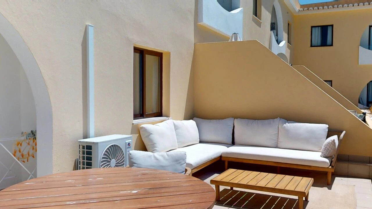 Apartamento T1 para Venda em Lagoa e Carvoeiro Foto 26