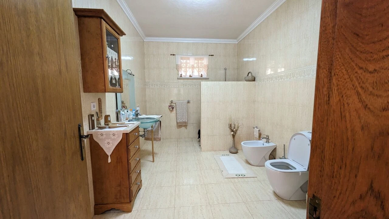 Moradia T4 para Venda em Romeira e Várzea Foto 22