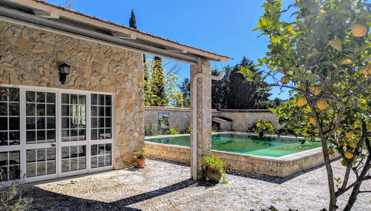 Moradia T4 para Venda em Romeira e Várzea Foto 5