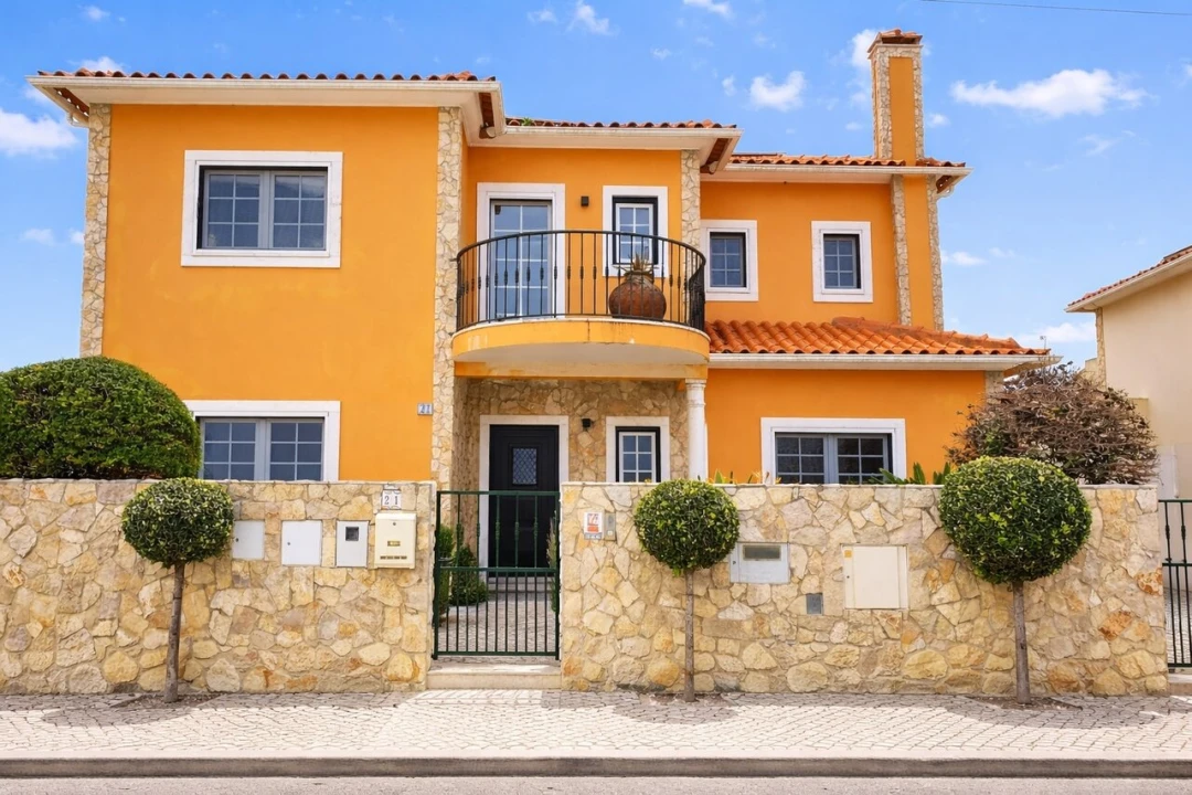 Moradia T3 para Venda em A dos Cunhados e Maceira Foto 2