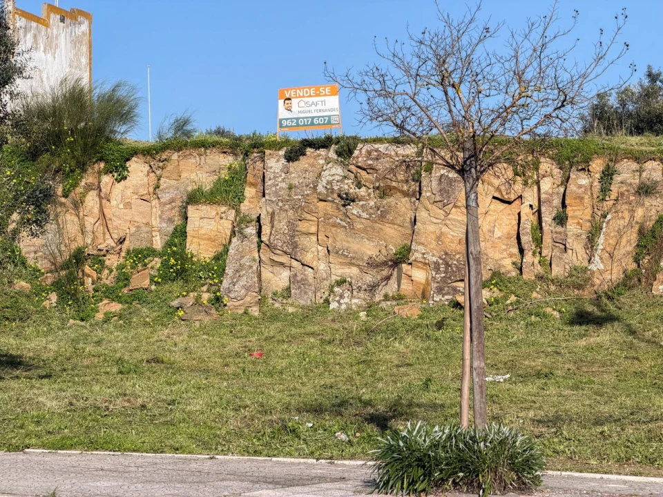 Terreno para Venda em Abrantes (São Vicente e São João) e Alferrarede Foto 1
