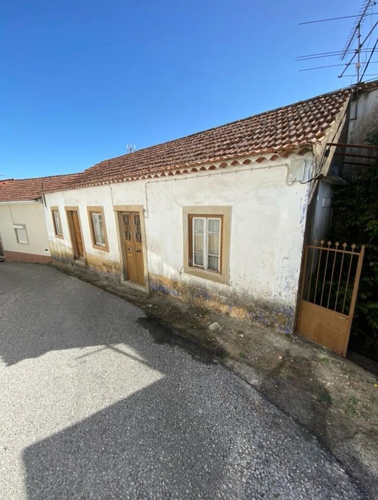 Moradia T4 para Venda em Casais e Alviobeira Foto 5