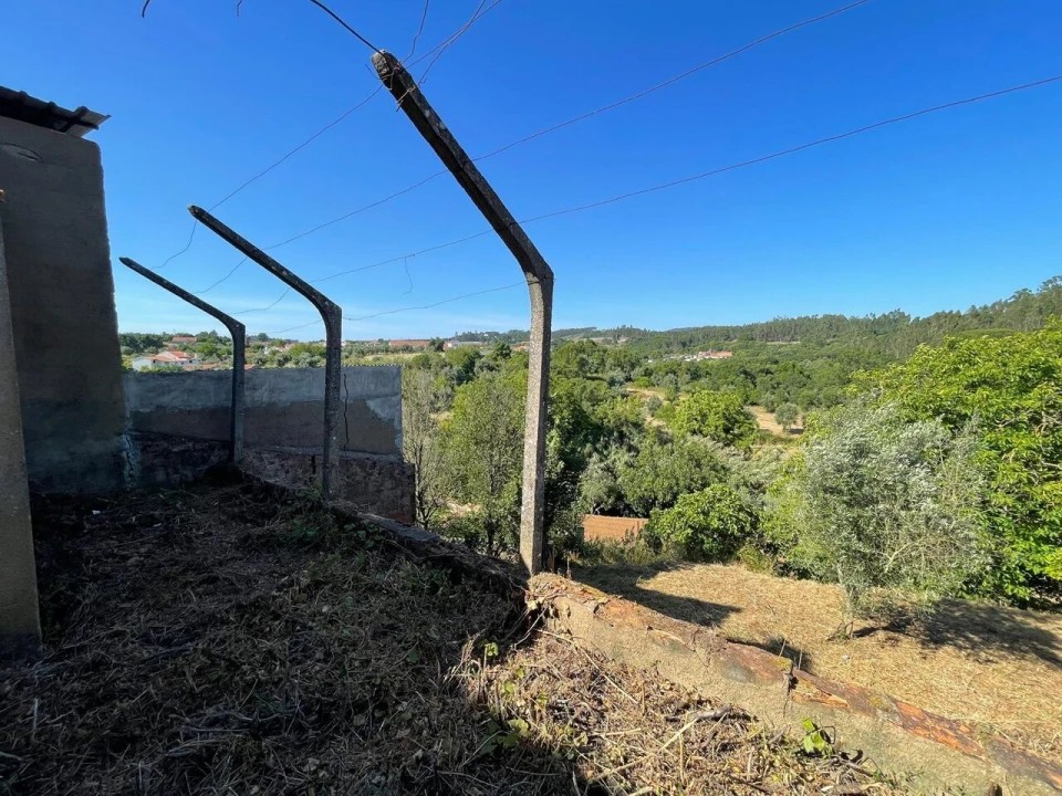 Moradia T4 para Venda em Casais e Alviobeira Foto 15