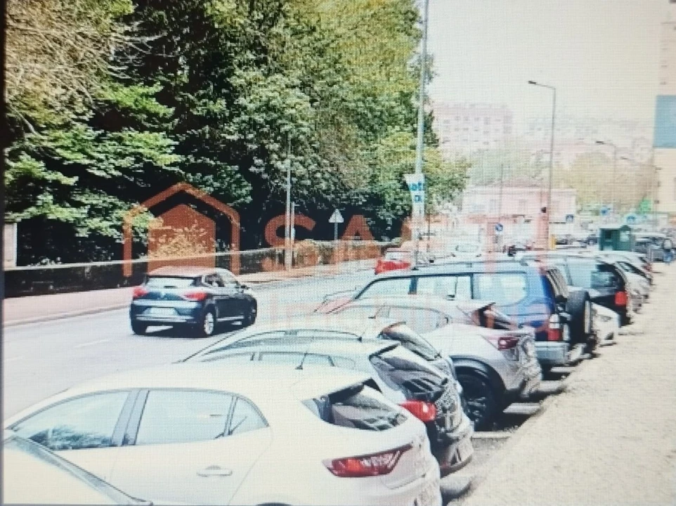 Loja para Venda em Queluz e Belas Foto 1