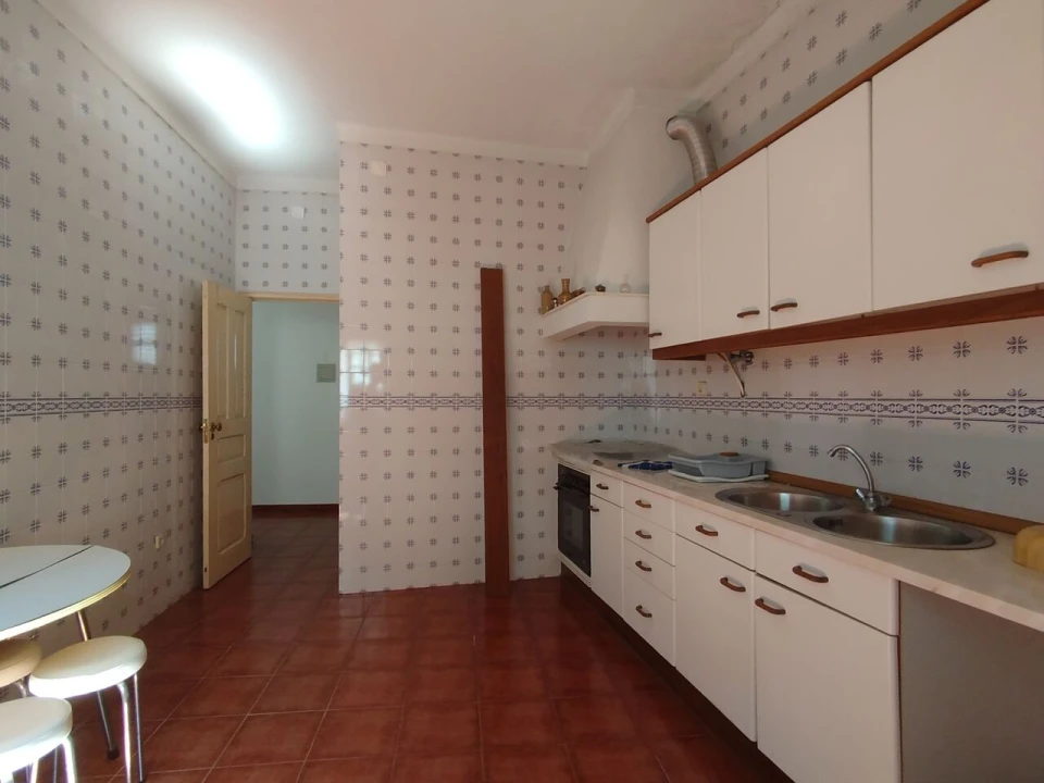 Prédio para Venda em São Miguel do Rio Torto e Rossio Ao Sul do Tejo Foto 33