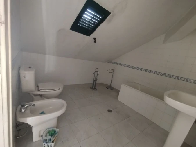 Prédio para Venda em São Miguel do Rio Torto e Rossio Ao Sul do Tejo Foto 48