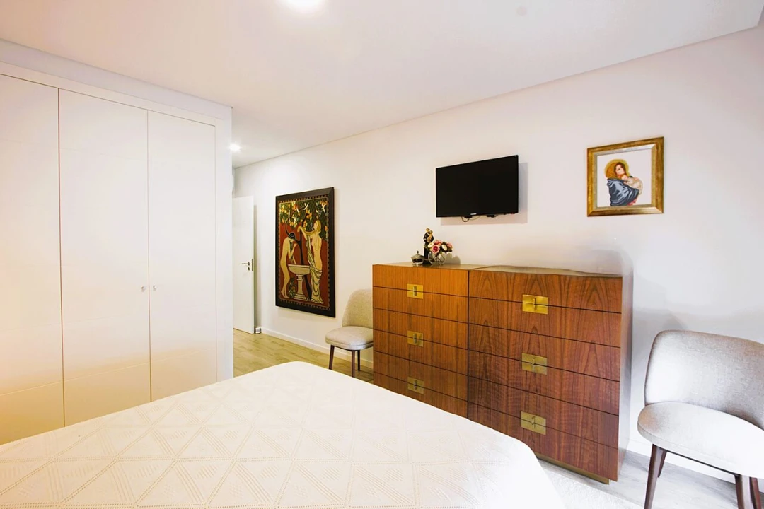 Apartamento T5 para Venda em Viseu Foto 23