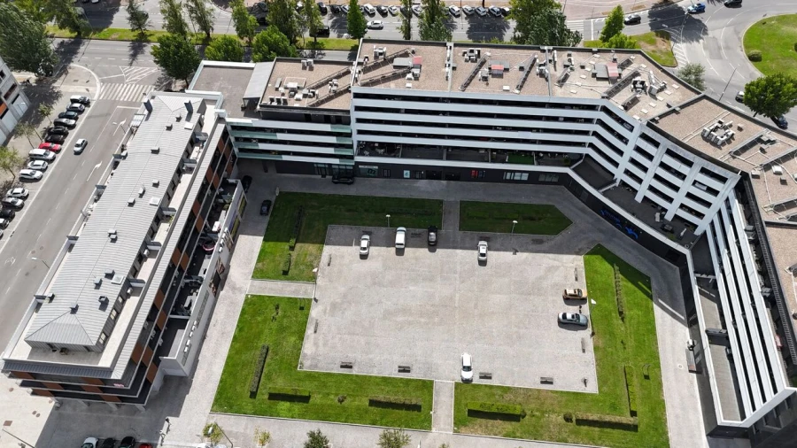 Apartamento T5 para Venda em Viseu Foto 47