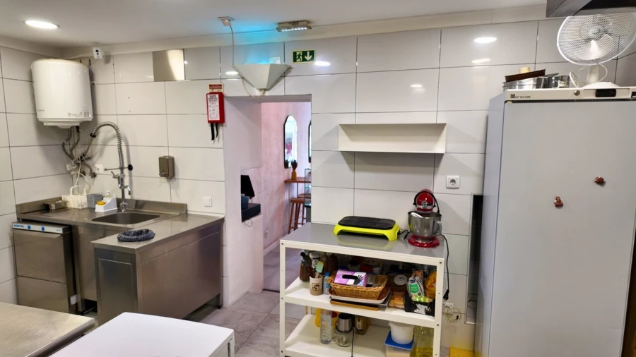 Loja para Arrendamento em Alcantara Foto 11