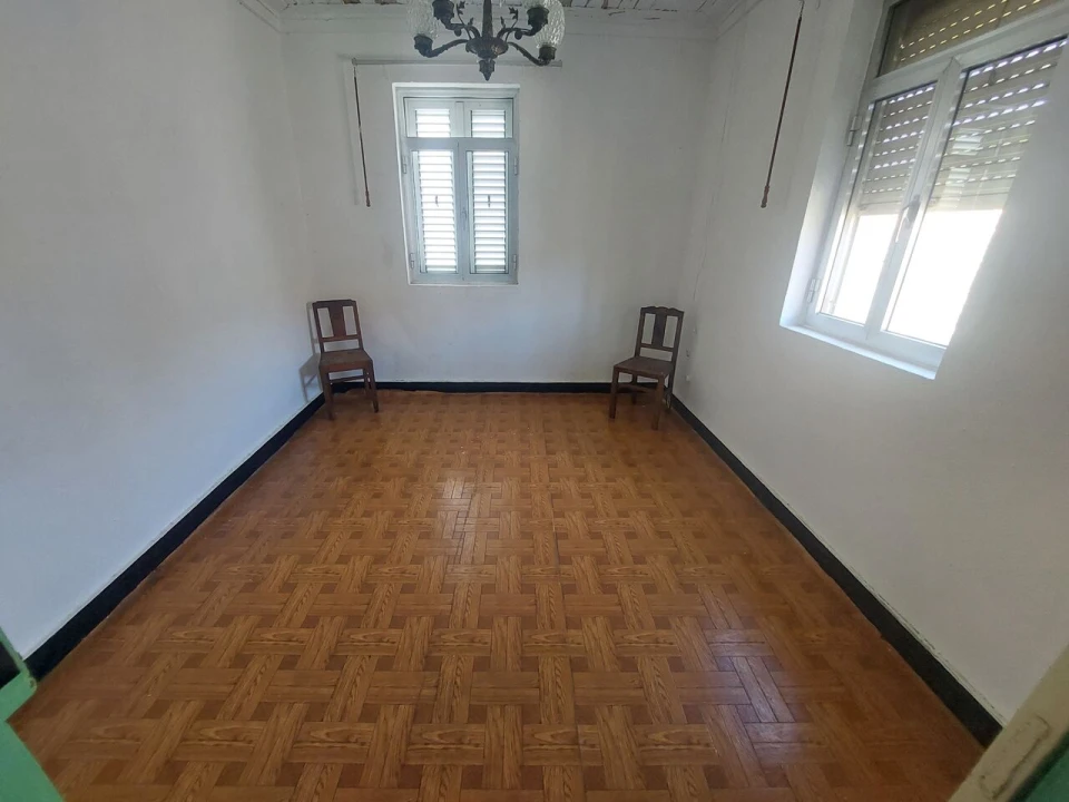 Moradia T2 para Venda em Chaviães e Paços Foto 9