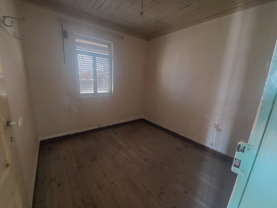 Moradia T2 para Venda em Chaviães e Paços Foto 8