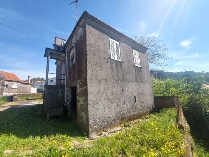 Moradia T2 para Venda em Chaviães e Paços Foto 3