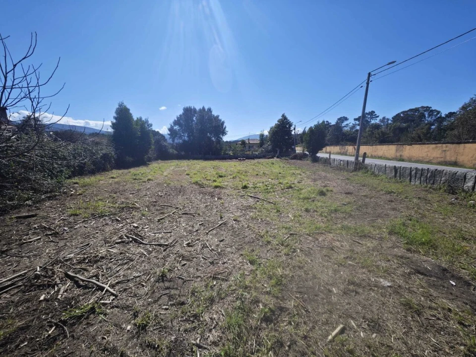Terreno para Venda em Mazedo e Cortes Foto 2