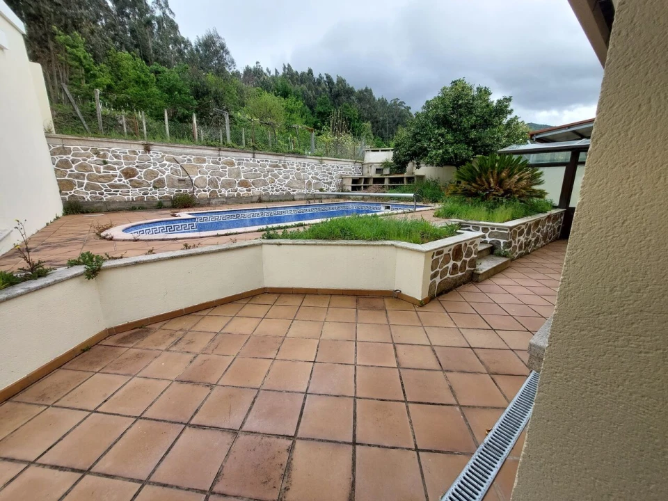 Moradia T3 para Venda em Vila e Roussas Foto 2