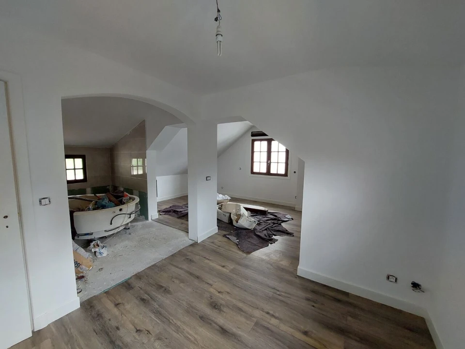 Moradia T3 para Venda em Vila e Roussas Foto 6