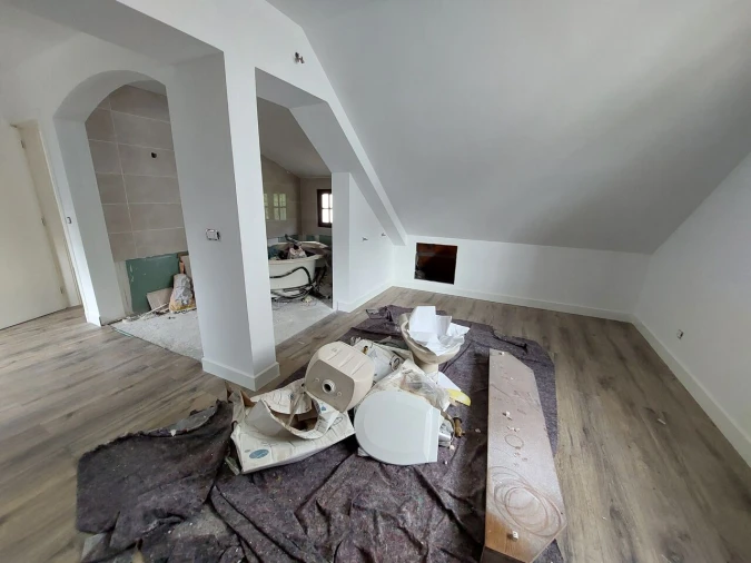 Moradia T3 para Venda em Vila e Roussas Foto 4