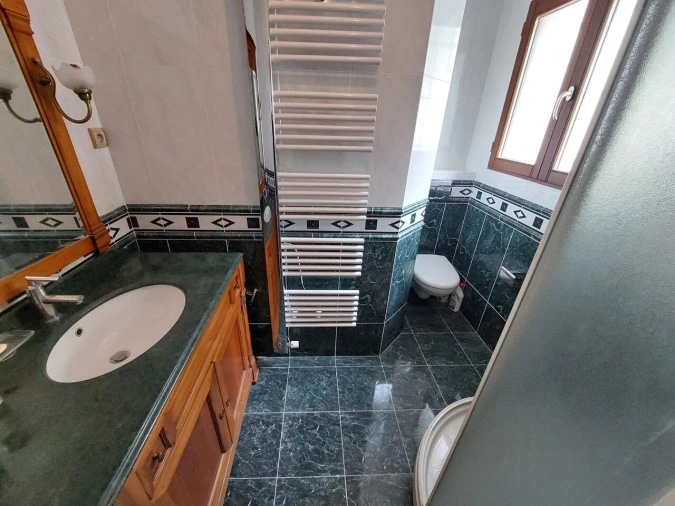 Moradia T3 para Venda em Vila e Roussas Foto 16