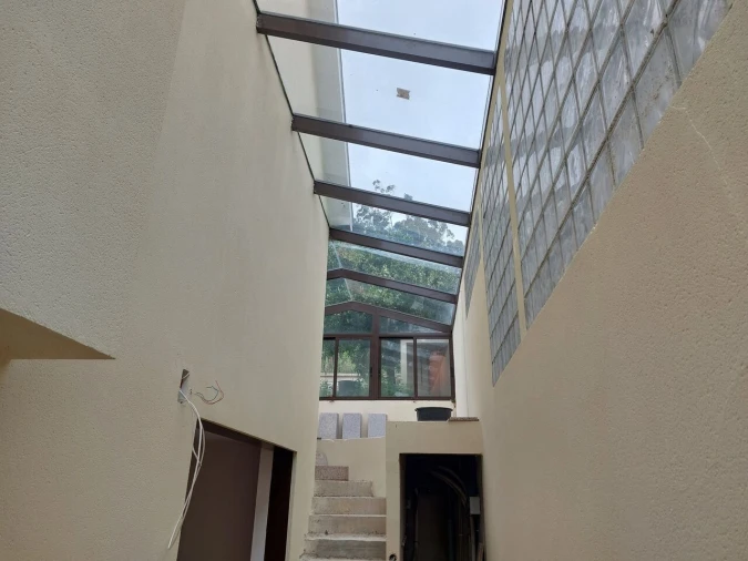 Moradia T3 para Venda em Vila e Roussas Foto 21