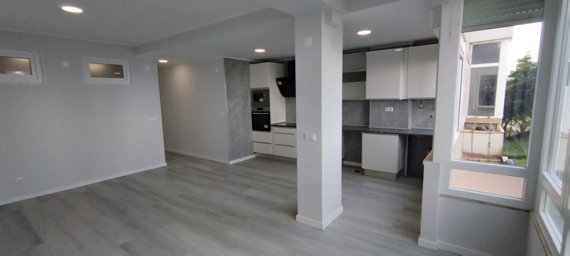 Apartamento T2 para Venda em Oeiras e São Julião da Barra, Paço de Arcos e Caxias