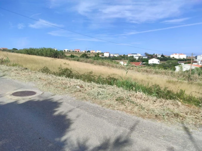 Terreno para Venda em Lourinhã e Atalaia Foto 2