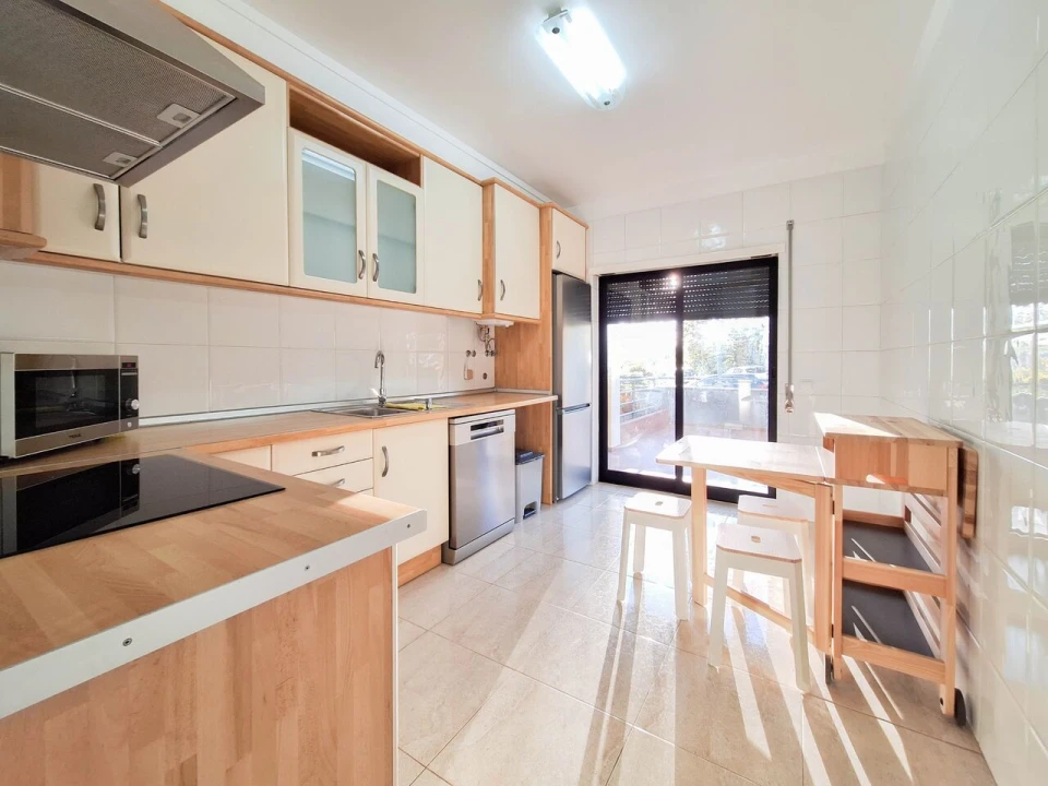 Apartamento T2 para Venda em Abrantes (São Vicente e São João) e Alferrarede Foto 1