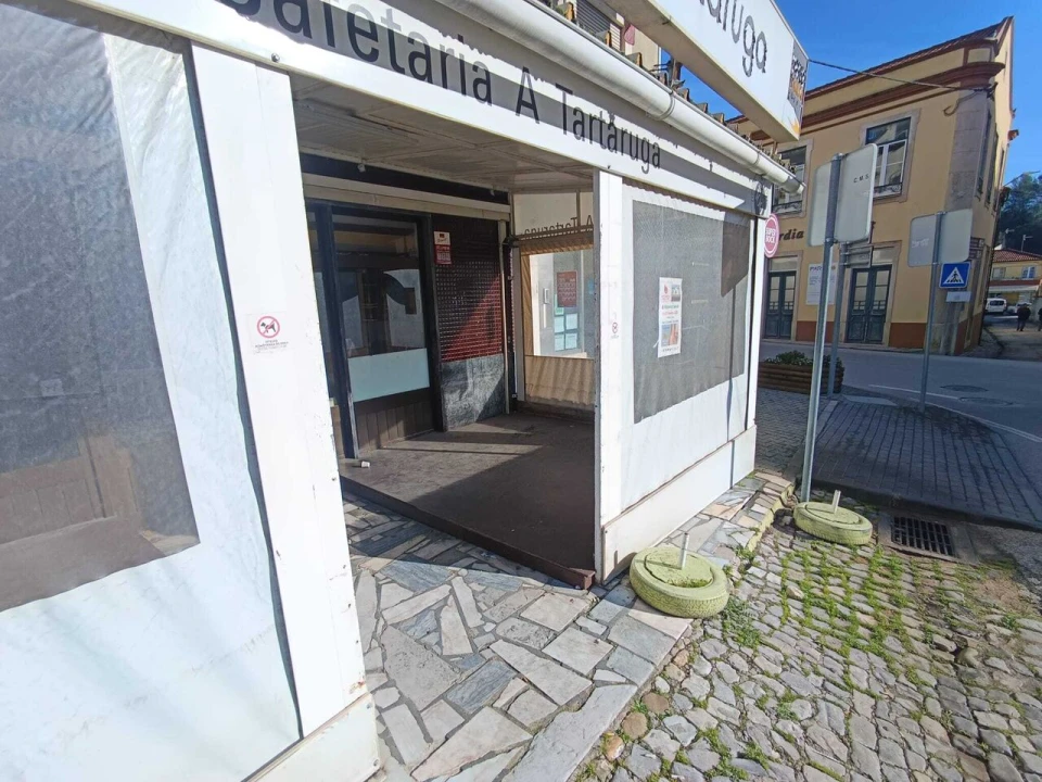 Loja para Trespasse em Pernes Foto 2