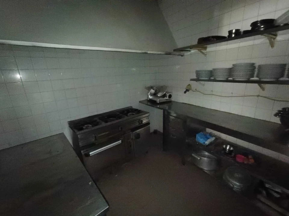 Loja para Trespasse em Pernes Foto 8