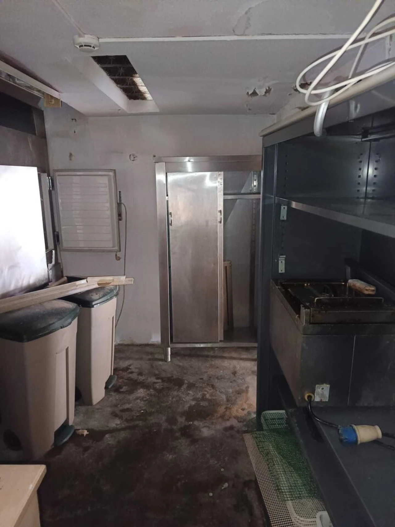 Loja para Trespasse em Pernes Foto 9