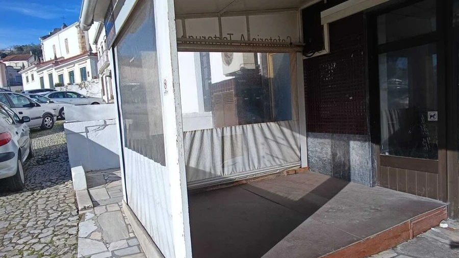 Loja para Trespasse em Pernes