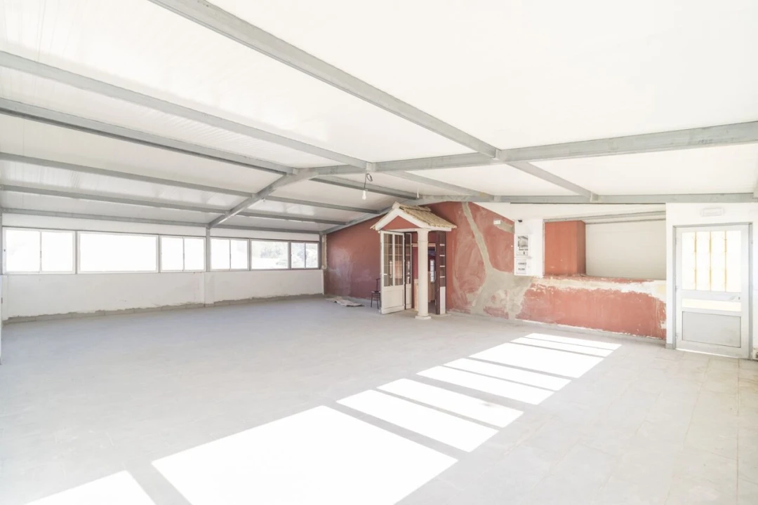 Loja para Arrendamento em Santa Catarina da Serra e Chainça Foto 2