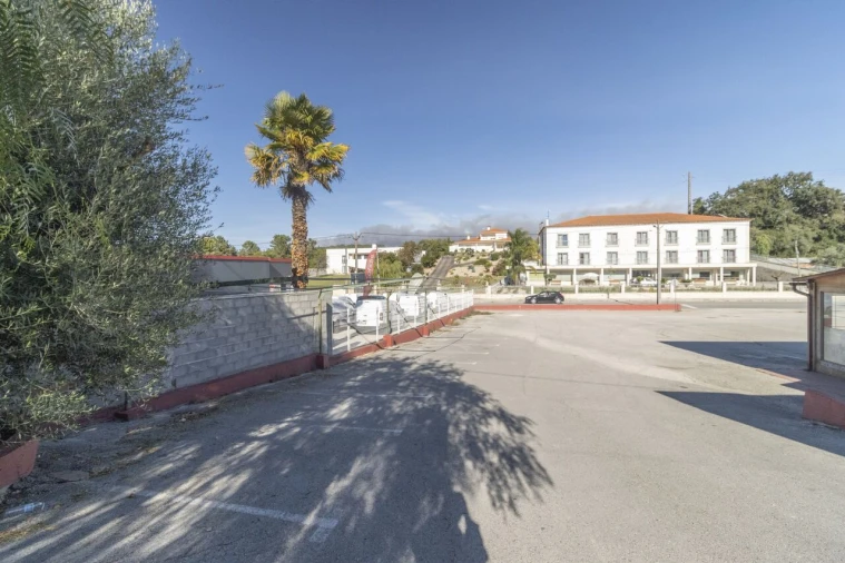 Loja para Arrendamento em Santa Catarina da Serra e Chainça Foto 14