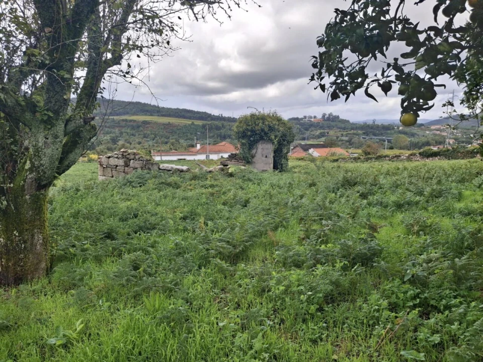 Moradia T3 para Venda em Ceivães e Badim Foto 26