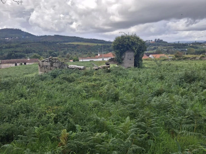 Moradia T3 para Venda em Ceivães e Badim Foto 34