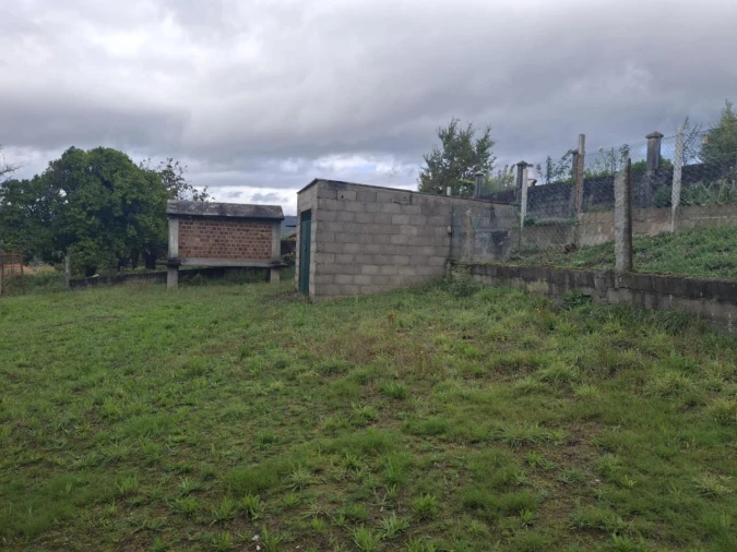 Moradia T3 para Venda em Ceivães e Badim Foto 36