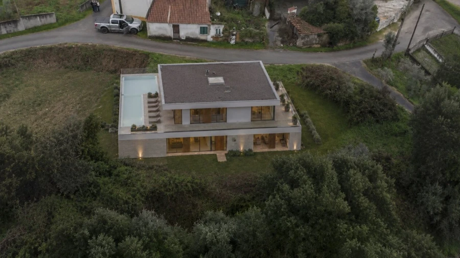 Terreno para Venda em Serra e Junceira