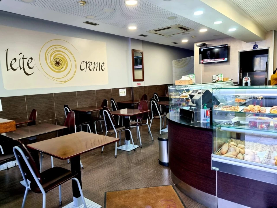 Loja para Venda em Póvoa de Santo Adrião e Olival Basto Foto 2