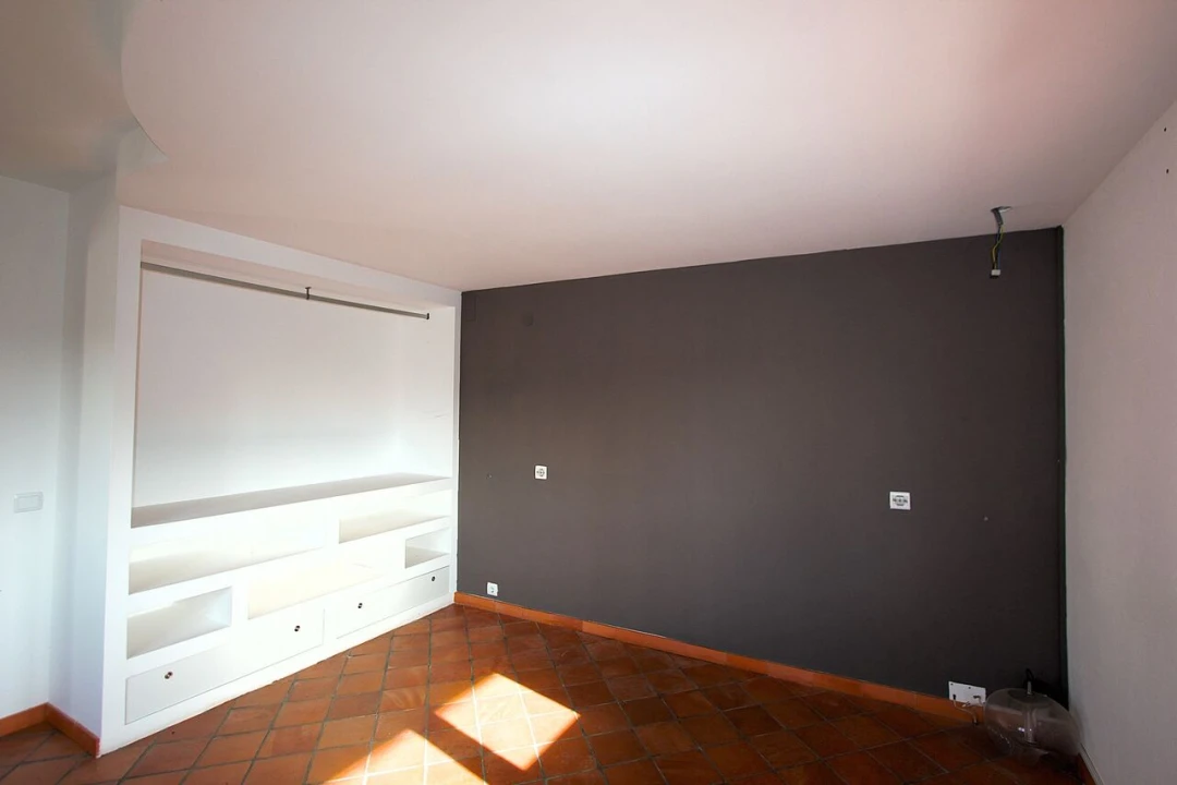 Moradia T12 para Venda em Colmeias e Memória Foto 17