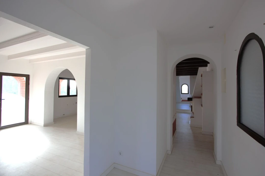 Moradia T12 para Venda em Colmeias e Memória Foto 25