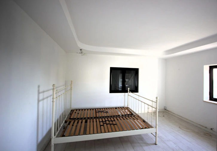 Moradia T12 para Venda em Colmeias e Memória Foto 27