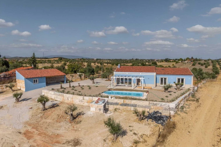 Quinta T3 para Venda em Casével e Vaqueiros Foto 1